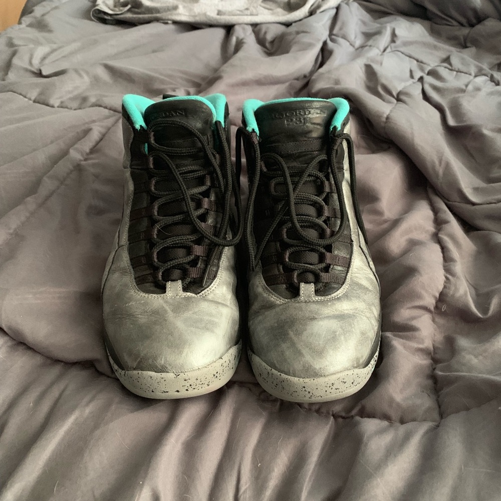 Air Jordan 11 Lady Liberty